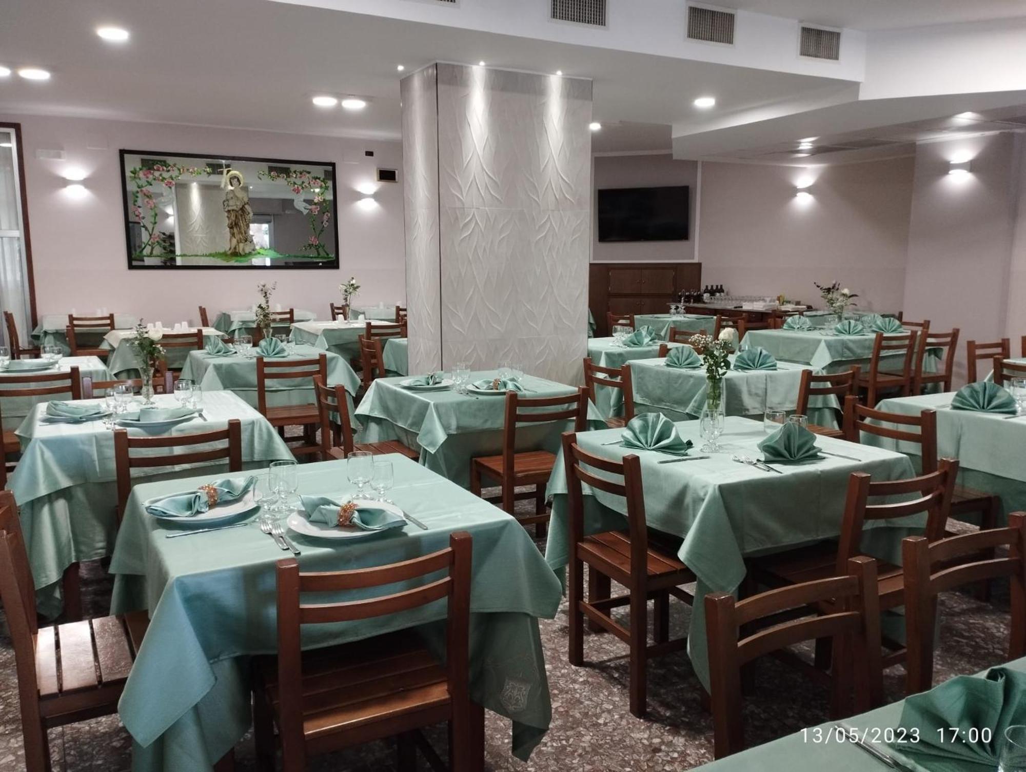 Hotel Ristorante San Giovanni ฟาแลร์นา ภายนอก รูปภาพ